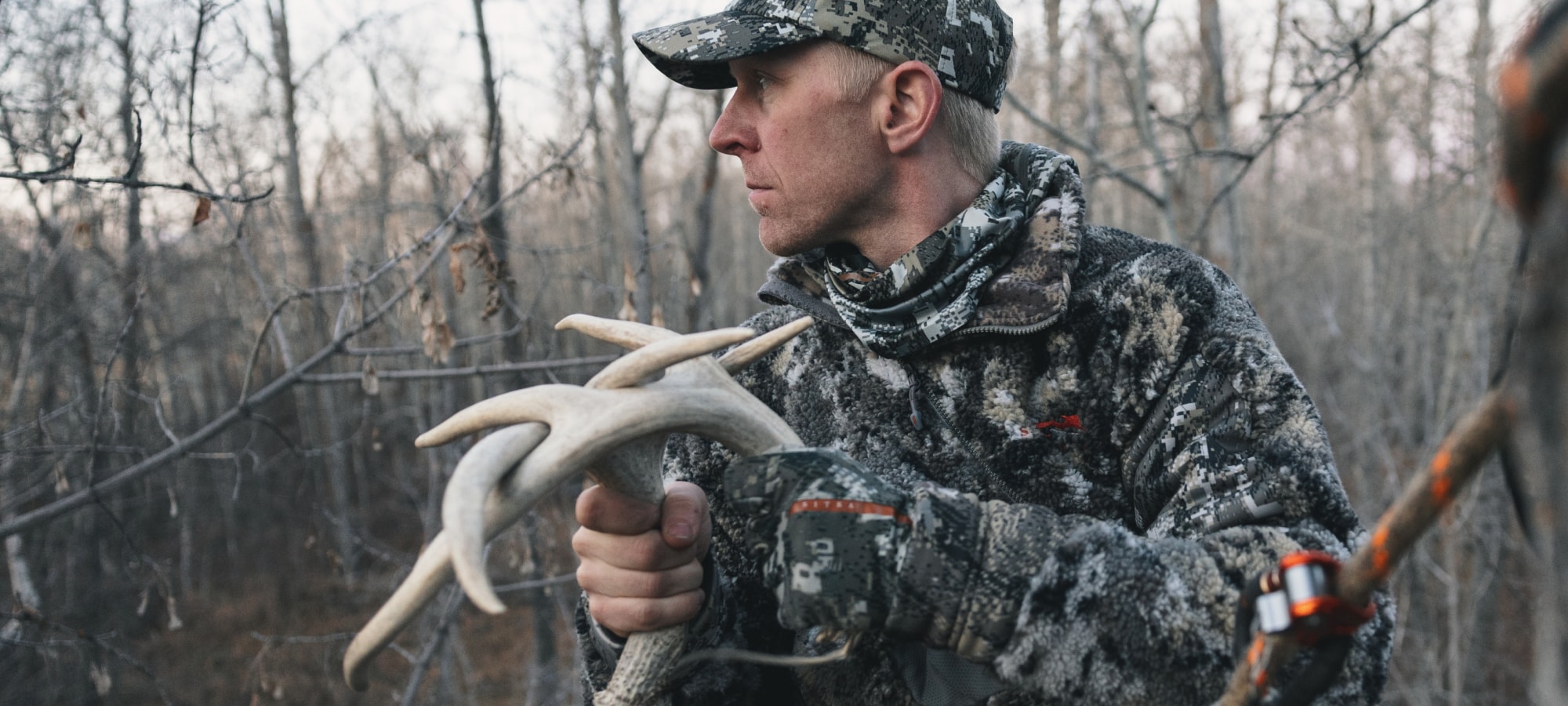 Craig Temple wearing the Fanatic Collection in Optifade Elevated II rattling | SITKA Gear